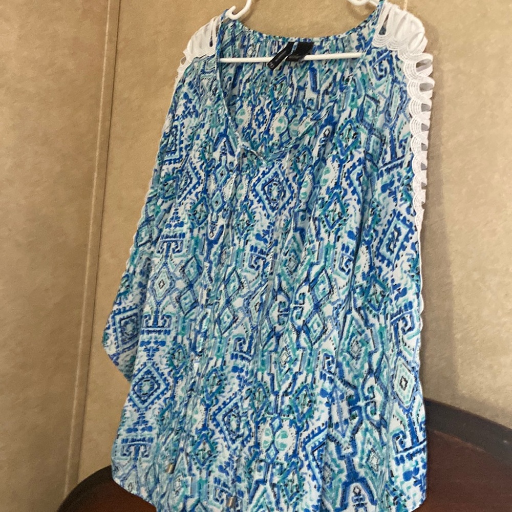 New direction size large beautiful blues no blemishes